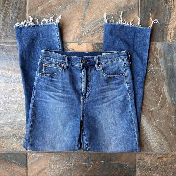 GAP High Rise Kick Fit Jeans 29 / 8 Tall Medium Wash Raw Hem Kick Flare Denim - Picture 7 of 7